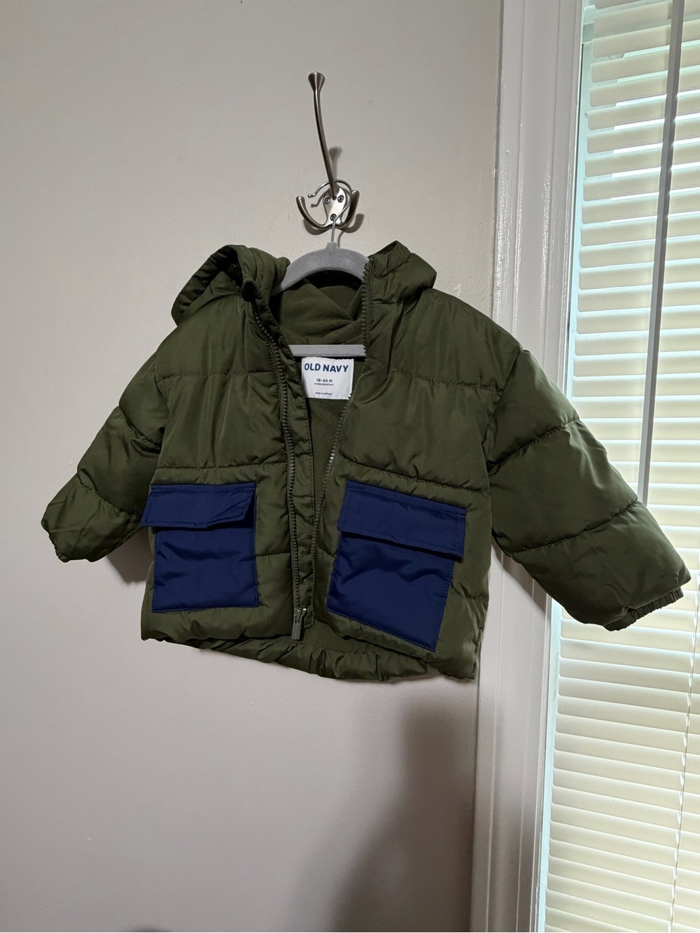 Old Navy Olive Green Puffer Jacket with Navy Pockets - Kids